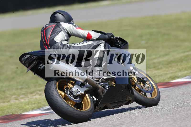 /43 08.08.2025 Discover the Bike ADR/Race 3 rot/286